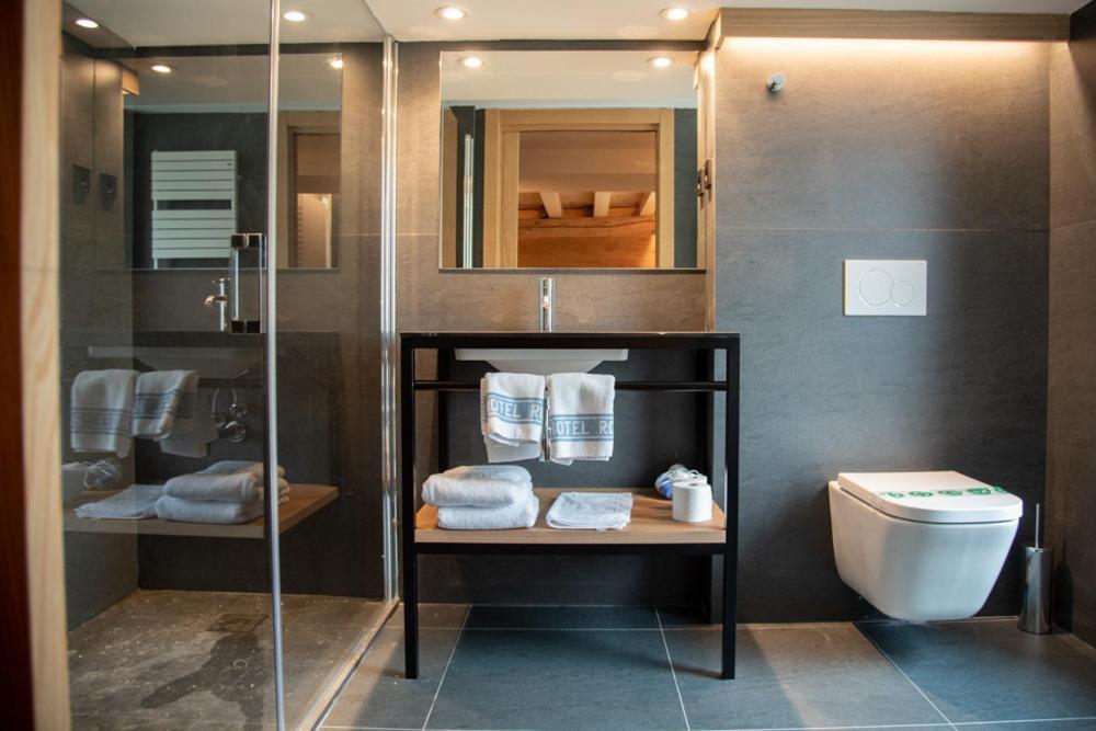 Hotel Roya إيسبوت المظهر الخارجي الصورة