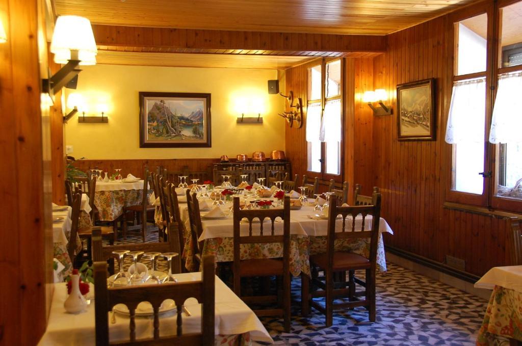 Hotel Roya إيسبوت المظهر الخارجي الصورة